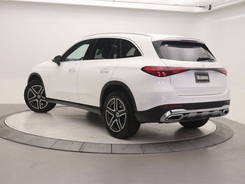 New 2026 Mercedes-Benz GLC 300 image 2