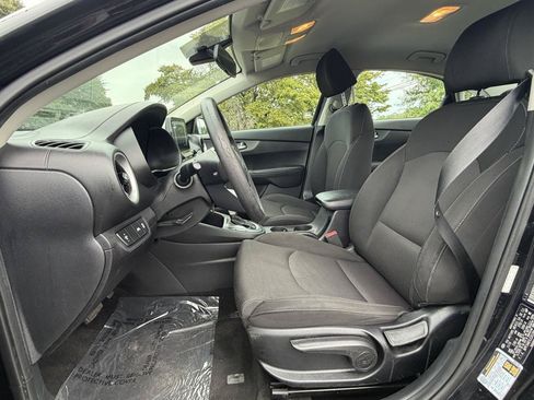 Used 2020 Kia Forte LXS FWD image 11