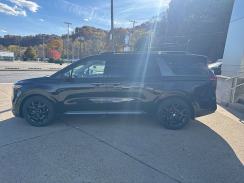 New 2026 Kia Carnival SX Prestige FWD image 4
