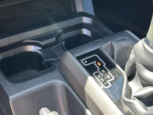 Used 2016 Toyota Tacoma TRD Off-Road image 25