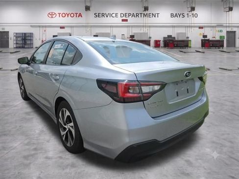 Used 2025 Subaru Legacy Premium AWD/4WD image 7