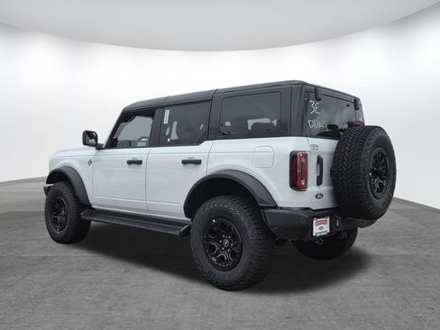 New 2026 Ford Bronco Outer Banks w/ Sasquatch Package AWD/4WD image 4