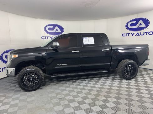 Used 2019 Toyota Tundra SR5 w/ SR5 Upgrade Package image 6