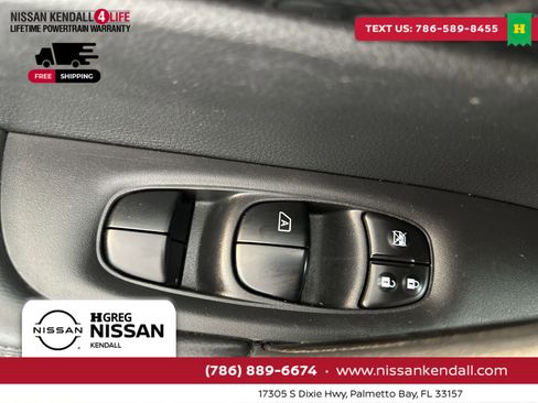 Used 2016 Nissan Rogue SL image 17