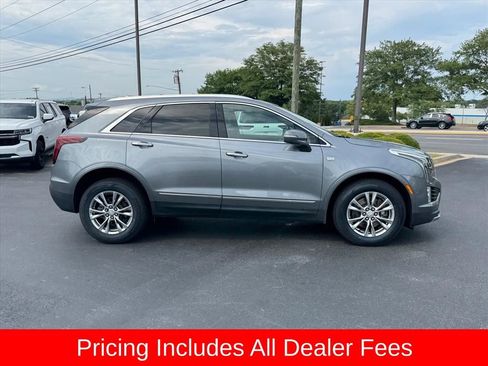 Used 2020 Cadillac XT5 Premium Luxury FWD image 2