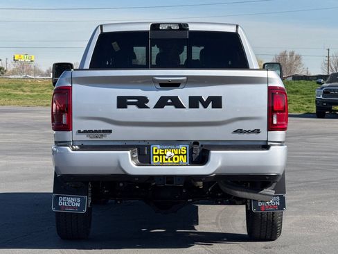 New 2026 RAM 2500 Laramie AWD/4WD image 4