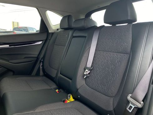 New 2026 Kia Seltos S image 25