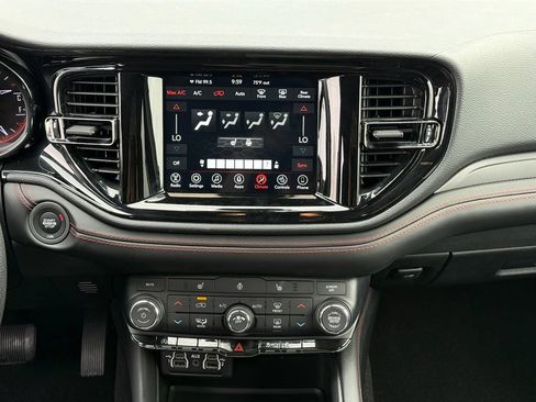 Used 2024 Dodge Durango GT AWD/4WD image 15