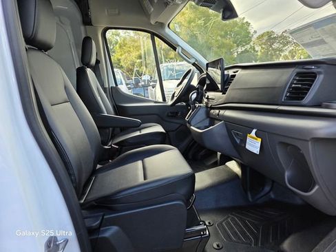 New 2026 Ford Transit 250 148 Medium Roof image 10