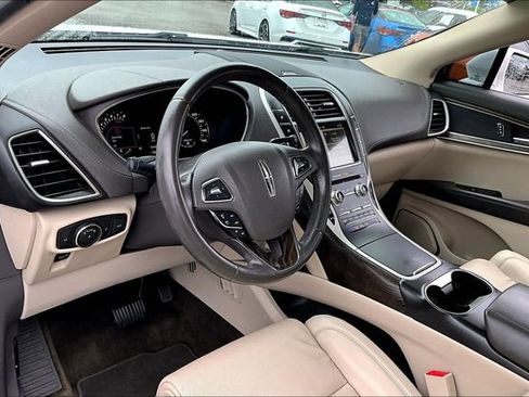 Used 2017 Lincoln MKX Reserve FWD image 14