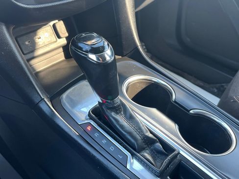 Used 2019 Chevrolet Equinox LT image 27