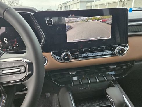 New 2026 GMC Canyon AT4 image 13