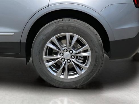 Used 2021 Cadillac XT5 Premium Luxury image 9