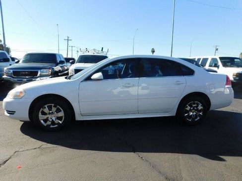 Used 2011 Chevrolet Impala LS image 4