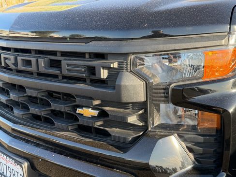 Used 2022 Chevrolet Silverado 1500 Custom w/ LPO, Dark Essentials Package RWD image 9