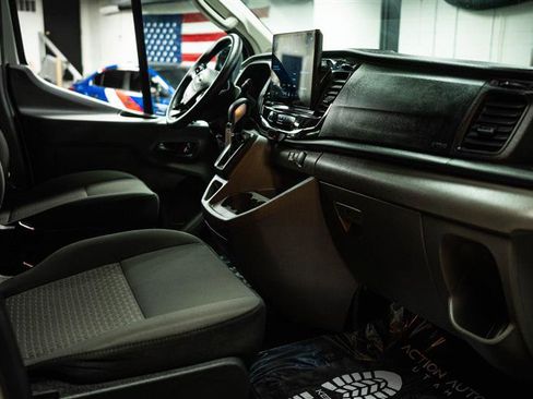 Used 2024 Ford Transit 350 XLT image 13