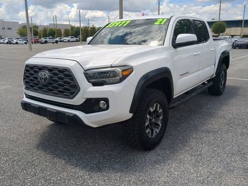 Certified 2021 Toyota Tacoma TRD Off-Road w/ TRD Premium Off Road Package AWD/4WD image 8