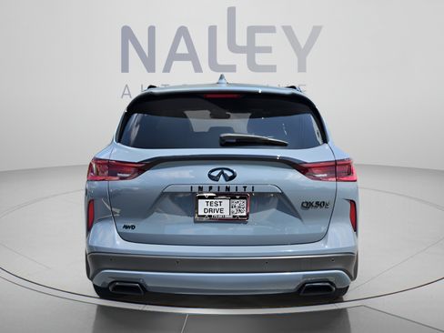 Used 2025 INFINITI QX50 Sport AWD/4WD image 4