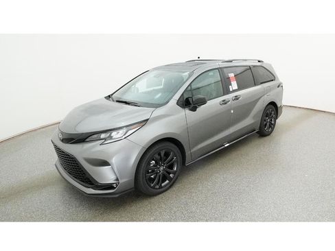 New 2026 Toyota Sienna XSE FWD image 1