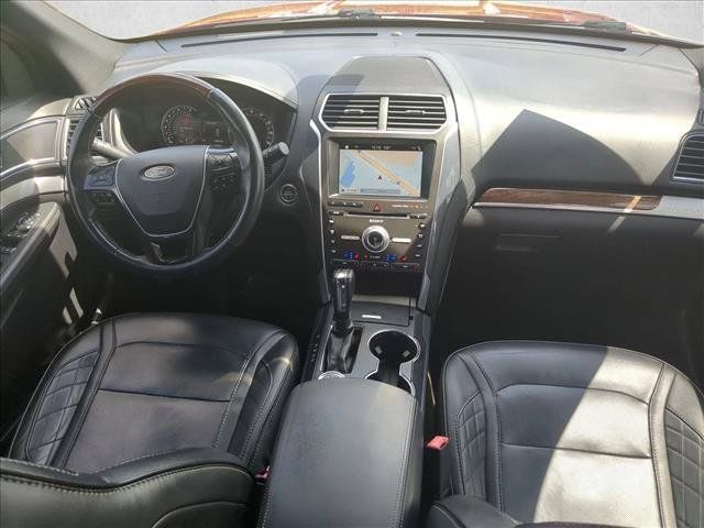 Used 2018 Ford Explorer Platinum AWD/4WD image 18