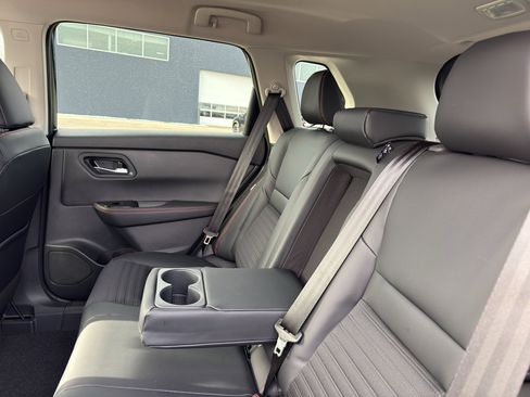 New 2026 Nissan Rogue SV image 33