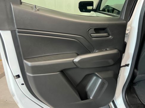 Used 2023 Chevrolet Colorado Trail Boss w/ Technology Package AWD/4WD image 20