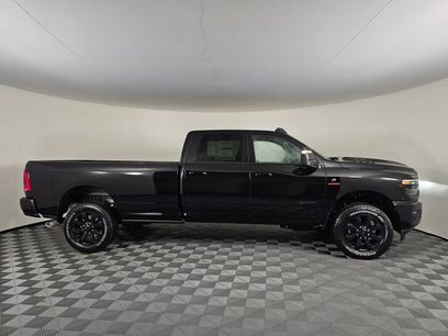 New 2025 RAM 2500 Laramie w/ Night Edition