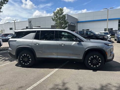 New 2026 Chevrolet Traverse Z71 w/ Enhanced Driving Package AWD/4WD image 7