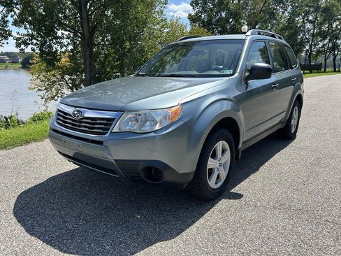 Used 2010 Subaru Forester 2.5X AWD/4WD image 1