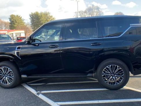New 2026 Nissan Armada SL w/ Captain's Chari Seat Package image 10
