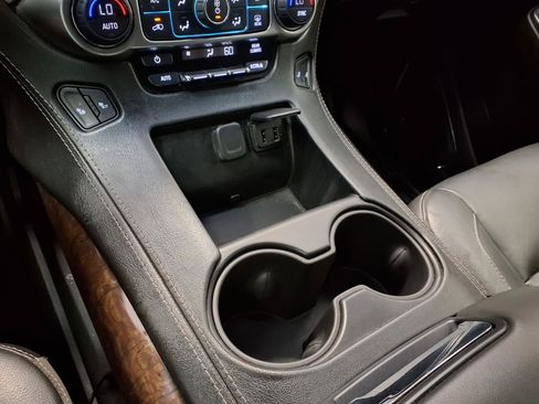 Used 2019 Chevrolet Tahoe LT RWD image 27