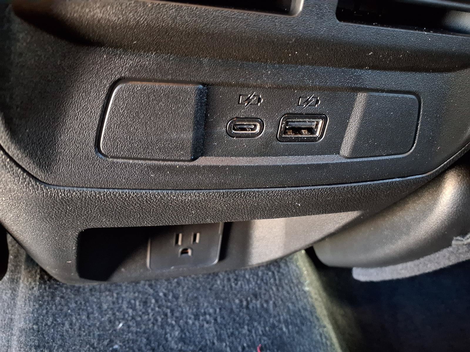 New 2026 GMC Canyon AT4 AWD/4WD image 17