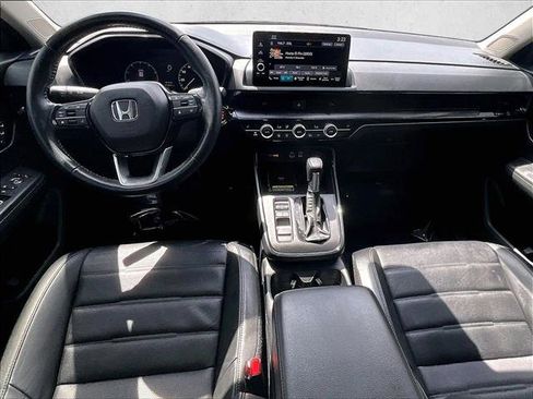 Used 2025 Honda CR-V EX-L image 16