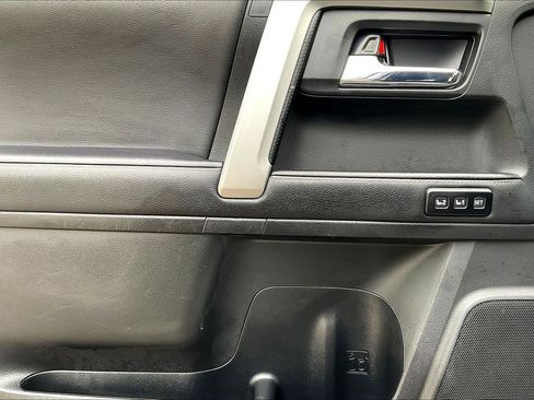 Used 2022 Toyota 4Runner Limited image 15