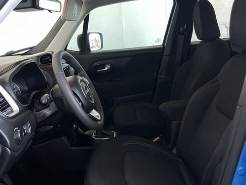 Used 2020 Jeep Renegade Sport image 12