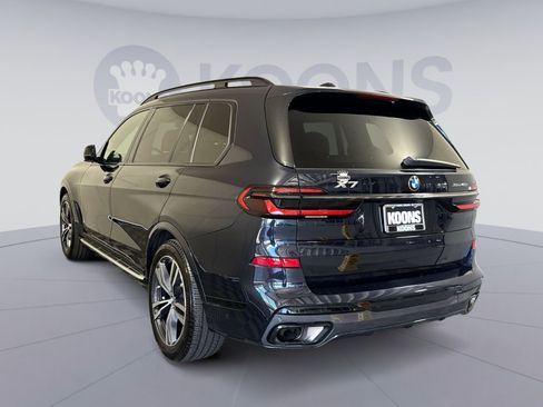 Used 2024 BMW X7 xDrive40i w/ Executive Package image 4