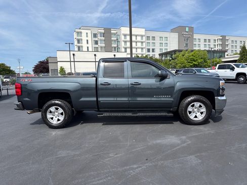 Used 2019 Chevrolet Silverado 1500 LT AWD/4WD image 2
