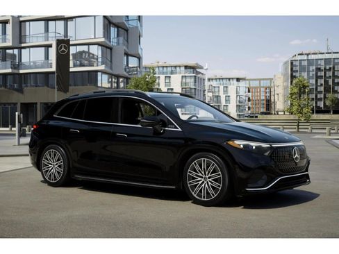 New 2026 Mercedes-Benz EQS 400 4MATIC SUV image 11