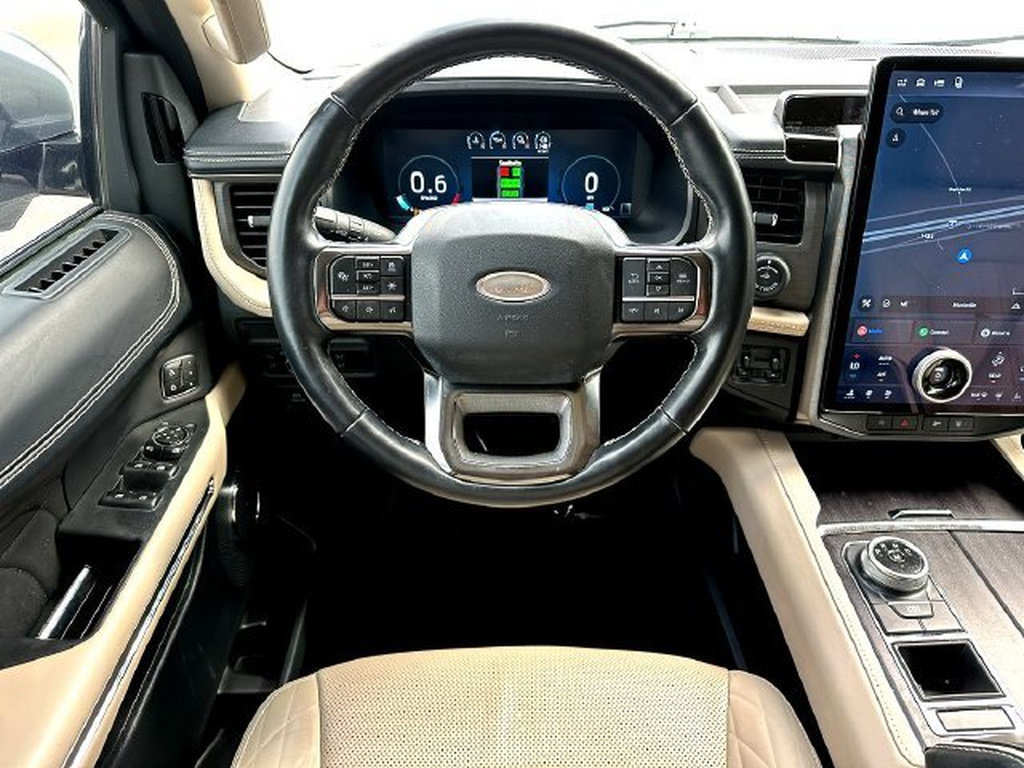 Used 2022 Ford Expedition Max Platinum RWD image 23