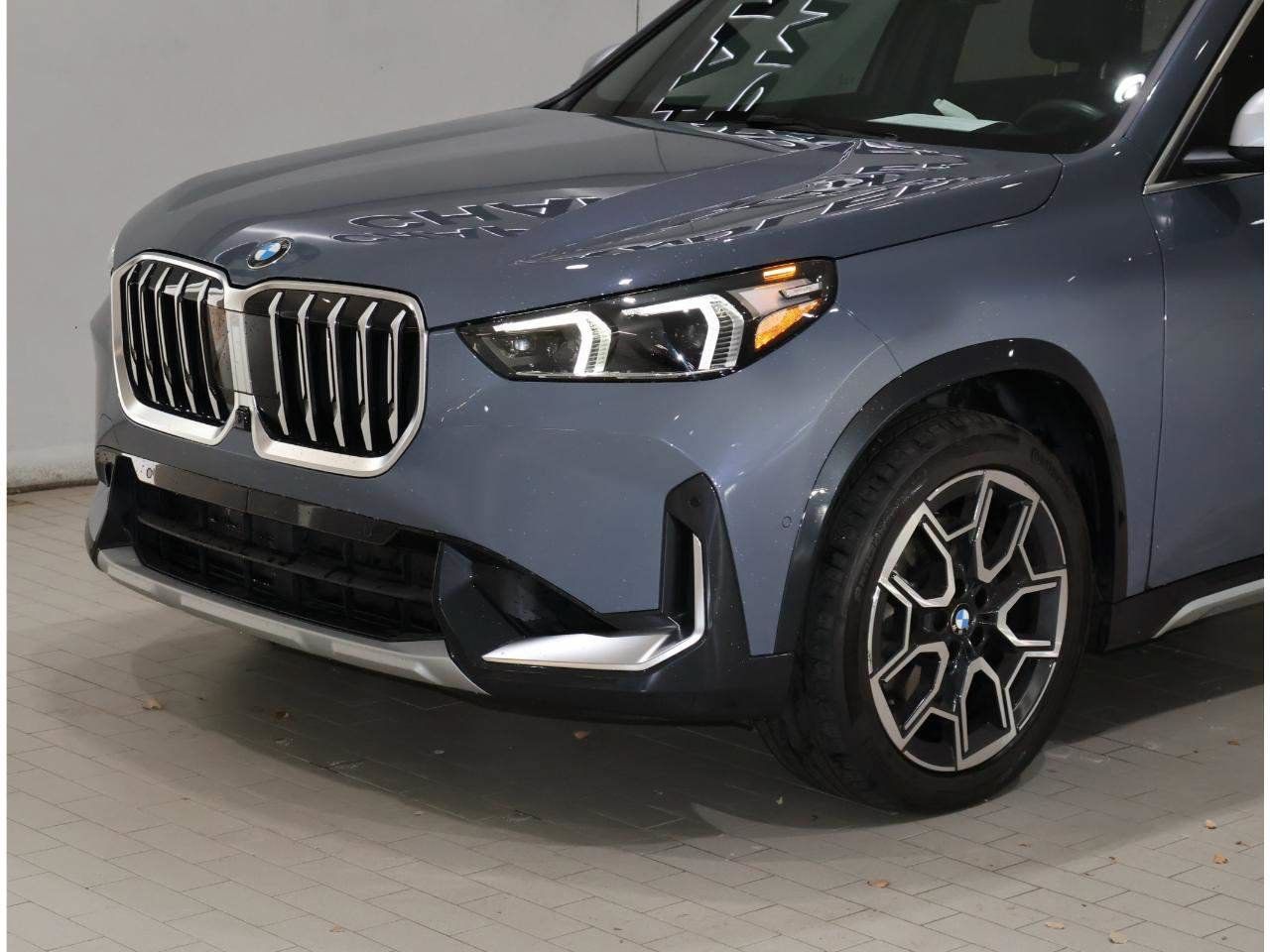 Certified 2023 BMW X1 xDrive28i w/ Premium Package AWD/4WD image 2