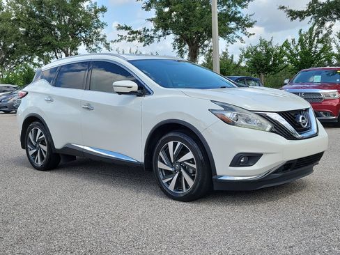 Used 2018 Nissan Murano Platinum w/ Cargo Package FWD image 3