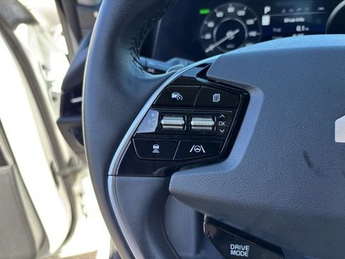 Used 2023 Kia Niro Wind FWD image 25