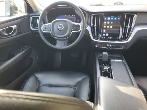 Used 2024 Volvo S60 B5 Core image 15