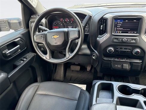 Used 2024 Chevrolet Silverado 3500 W/T image 13