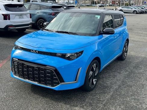 Certified 2023 Kia Soul GT-Line FWD image 3