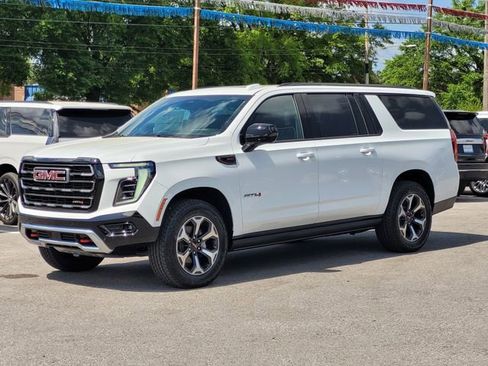 New 2026 GMC Yukon XL AT4 Ultimate image 3
