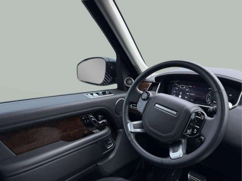 Used 2021 Land Rover Range Rover Westminster Edition image 11