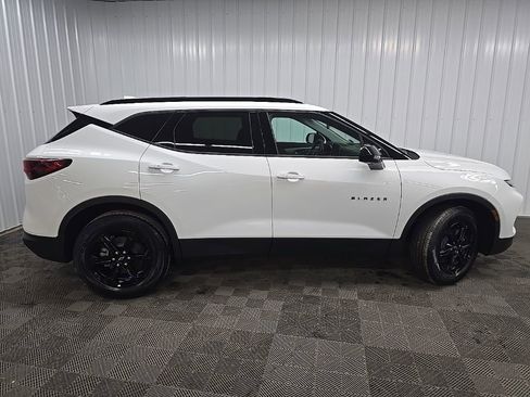 Used 2025 Chevrolet Blazer LT w/ Midnight/Sport Edition image 2