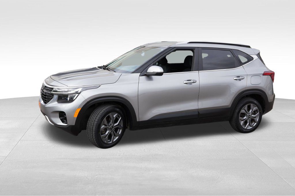 Certified 2024 Kia Seltos S AWD/4WD image 10