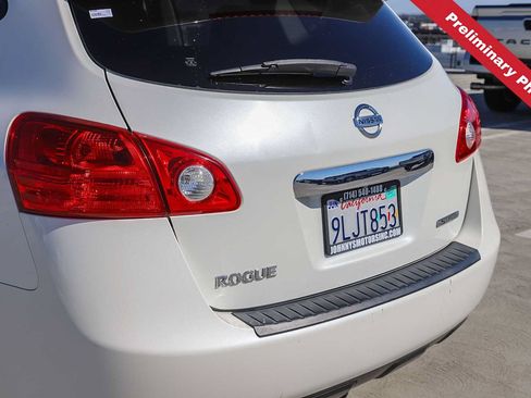 Used 2013 Nissan Rogue S w/ Special Edition Pkg FWD image 9